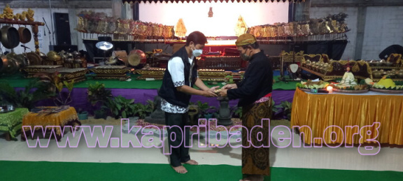 Pemotongan Tumpeng 3